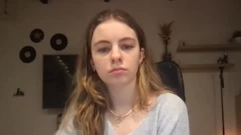 Snapshot of ariacreazy chatting on February 23, 9:16 pm AriaCreazy online show from February 23, 9:16 pm