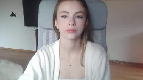 Snapshot of ariacreazy chatting on October 17, 8:39 am AriaCreazy online show from October 17, 8:39 am