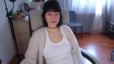 Snapshot of ariadna89 chatting on February 25, 9:53 am Adriana online show from February 25, 9:53 am