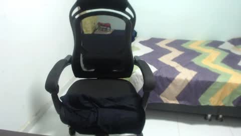 ...Ariana... online show from April 7, 5:46 pm