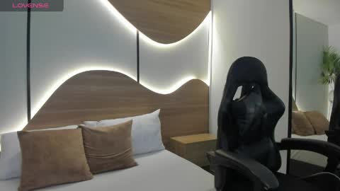 A R I A D N A online show from March 31, 3:52 am