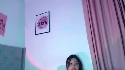 Snapshot of ariadna_martin chatting on January 12, 5:03 am Ari online show from January 12, 5:03 am