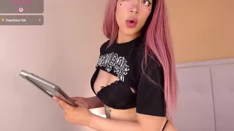 Ariadna online show from March 8, 3:21 am