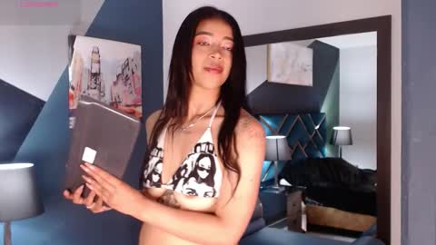 Ariadna online show from March 19, 3:32 am