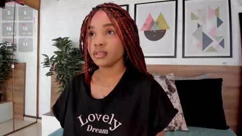 Snapshot of ariafoster chatting on October 6, 4:10 am Aria Foster online show from October 6, 4:10 am