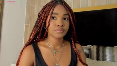 Snapshot of ariafoster chatting on October 19, 11:38 pm Aria Foster online show from October 19, 11:38 pm