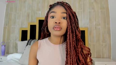 Snapshot of ariafoster chatting on October 28, 12:14 am Aria Foster online show from October 28, 12:14 am