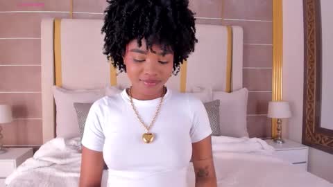 Snapshot of ariafoster chatting on November 8, 12:00 am Aria Foster online show from November 8, 12:00 am