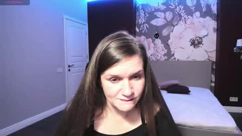 Snapshot of ariagrays chatting on October 9, 1:09 pm AriaGray online show from October 9, 1:09 pm