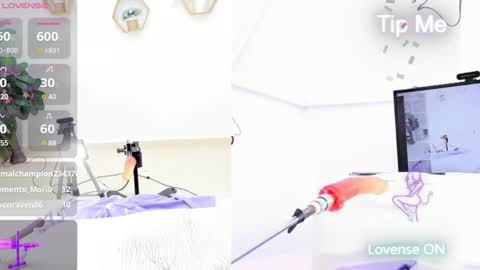 Snapshot of ariana_girl_ chatting on February 20, 3:01 am ariana girl online show from February 20, 3:01 am