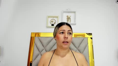 Snapshot of ariana_martins chatting on January 14, 3:22 am ARI online show from January 14, 3:22 am