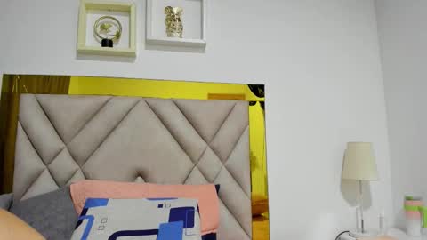 Snapshot of ariana_martins chatting on September 12, 3:06 am ARI online show from September 12, 3:06 am