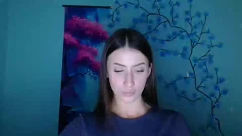 Snapshot of ariana_muur chatting on November 25, 12:49 pm Ariana online show from November 25, 12:49 pm