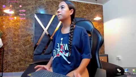 Snapshot of arianabrowwn chatting on September 24, 5:49 pm ARIANA online show from September 24, 5:49 pm