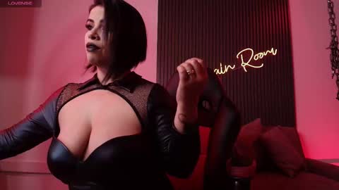 Snapshot of arianna__smith_ chatting on December 16, 7:52 pm Arianna online show from December 16, 7:52 pm