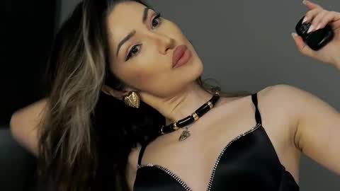 Snapshot of arianna_moonx chatting on November 4, 10:42 pm arianna_moonx online show from November 4, 10:42 pm