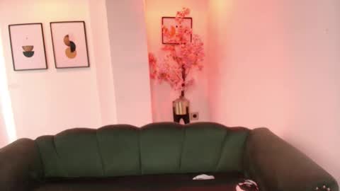 arianna_sweeet online show from March 12, 4:18 am