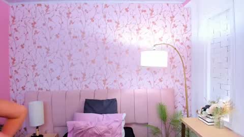 Arianna online show from October 31, 12:06 pm