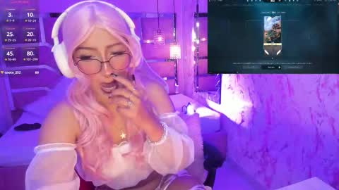 Snapshot of arianova_ chatting on November 25, 1:22 pm Aria online show from November 25, 1:22 pm