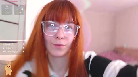 Snapshot of ariel_donovan chatting on November 19, 2:06 pm Ariel Donovan online show from November 19, 2:06 pm