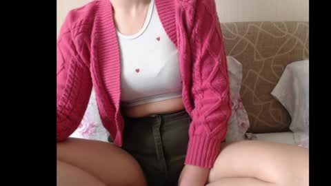 Ariella online show from April 28, 9:03 am