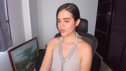 Snapshot of ariel_pinkdiamond chatting on October 22, 9:25 pm Ariel Pink Diamond online show from October 22, 9:25 pm