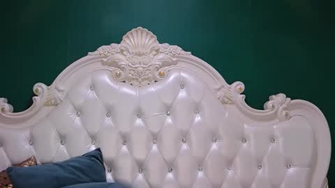 Snapshot of arielburn chatting on September 15, 12:21 am Ariel online show from September 15, 12:21 am