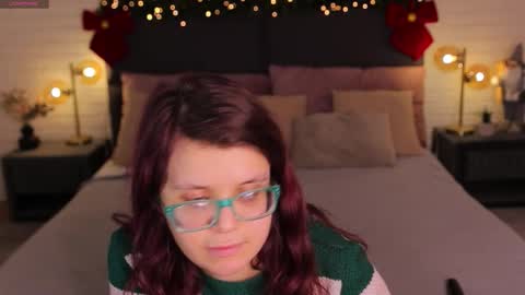 Ariell Mini online show from December 18, 7:14 am