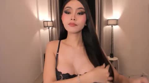 MIRA GREYSON online show from April 21, 12:23 am