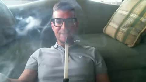 Snapshot of arielsinho chatting on October 21, 9:26 pm Anon online show from October 21, 9:26 pm