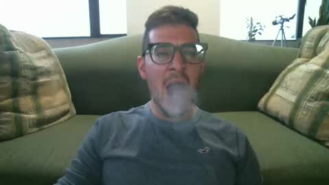 Snapshot of arielsinho chatting on October 22, 10:20 pm Anon online show from October 22, 10:20 pm