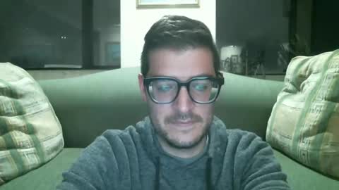 Snapshot of arielsinho chatting on November 15, 4:21 am Anon online show from November 15, 4:21 am