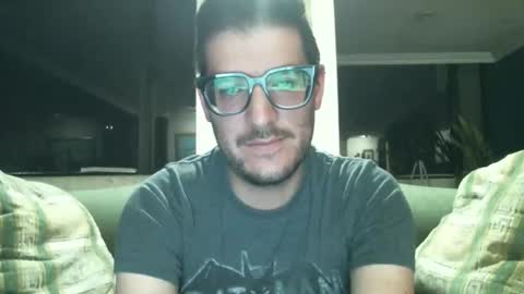 Snapshot of arielsinho chatting on November 27, 5:20 am Anon online show from November 27, 5:20 am