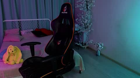 Adele online show from April 6, 9:49 pm