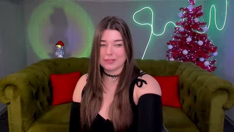 Ari online show from December 19, 4:13 pm