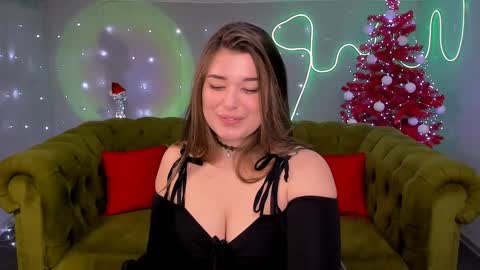 Ari online show from December 19, 7:18 pm