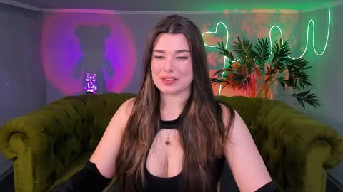 Ari online show from February 6, 2:37 pm