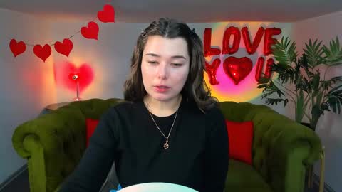 Ari online show from March 3, 1:09 pm