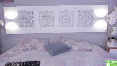 Snapshot of ariiaa_1 chatting on December 3, 12:35 am ARIANNA online show from December 3, 12:35 am