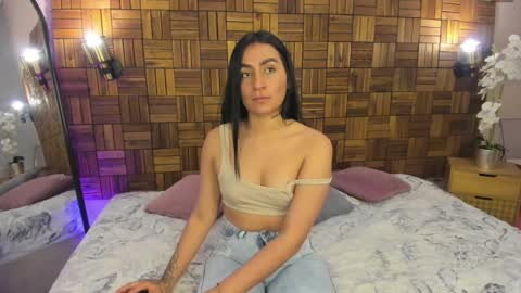 Snapshot of ariiaa_1 chatting on January 20, 7:46 pm ARIANNA online show from January 20, 7:46 pm