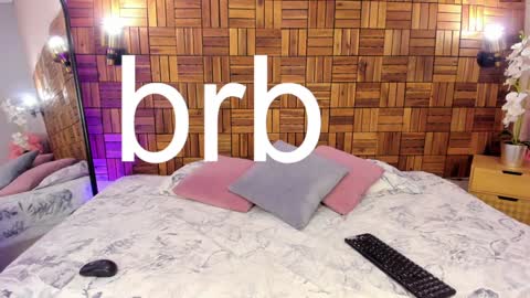 Snapshot of ariiaa_1 chatting on January 27, 11:33 pm ARIANNA online show from January 27, 11:33 pm