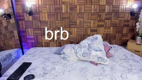 Snapshot of ariiaa_1 chatting on February 3, 11:05 pm ARIANNA online show from February 3, 11:05 pm