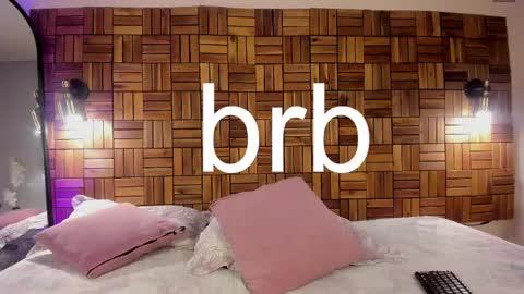 Snapshot of ariiaa_1 chatting on March 3, 11:24 pm ARIANNA online show from March 3, 11:24 pm