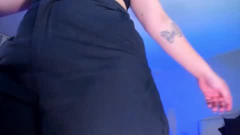  Arianna  online show from January 27, 8:39 pm