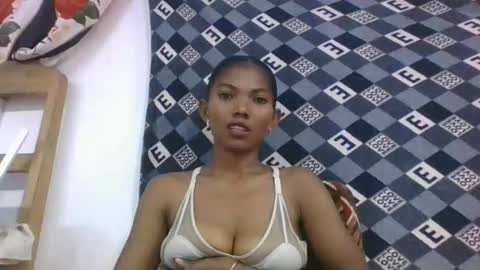 Snapshot of arijakaldy chatting on March 3, 5:46 am arijakaldy online show from March 3, 5:46 am