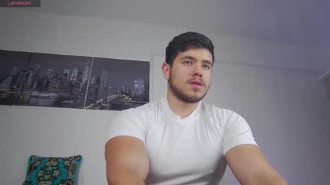 Snapshot of arilass chatting on November 21, 7:29 am A n g e l f r o m H e l l online show from November 21, 7:29 am