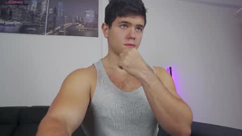 Snapshot of arilass chatting on November 23, 7:41 am A n g e l f r o m H e l l online show from November 23, 7:41 am