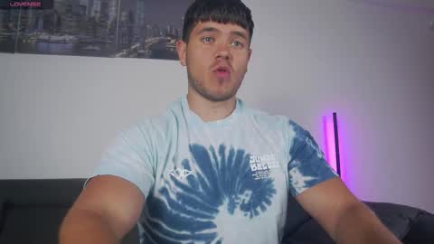 Snapshot of arilass chatting on December 20, 7:48 am A n g e l f r o m H e l l online show from December 20, 7:48 am