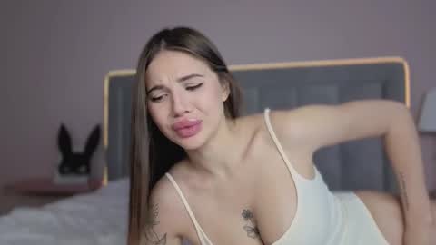 arimilas online show from October 11, 8:35 am