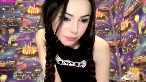 Snapshot of arina_rose chatting on December 20, 3:31 pm Arinka online show from December 20, 3:31 pm